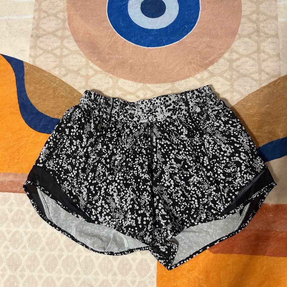 Lululemon Patterned Running Shorts 4TALL